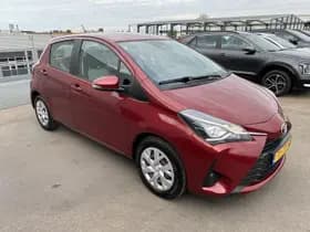 Toyota Yaris thumbnail 13