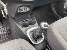 Toyota Yaris thumbnail 74