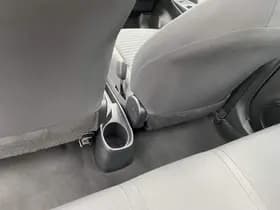 Toyota Yaris thumbnail 81