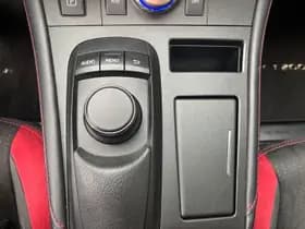 Lexus Ct thumbnail 13