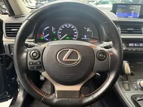 Lexus Ct thumbnail 24