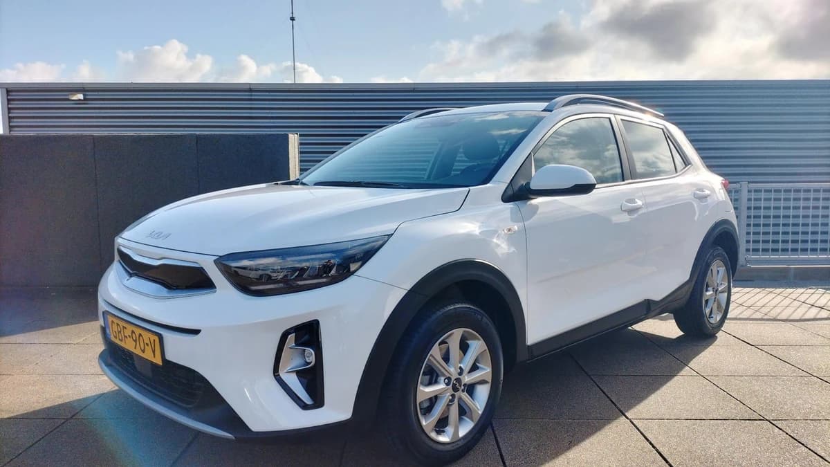 Kia Stonic — foto 1