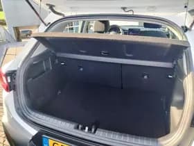 Kia Stonic thumbnail 48