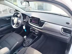 Kia Stonic thumbnail 10