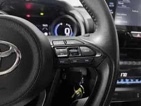 Toyota Yaris-cross thumbnail 11