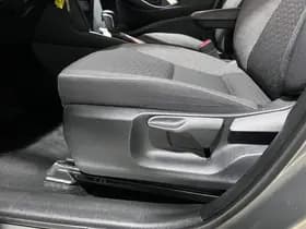 Toyota Yaris-cross thumbnail 49