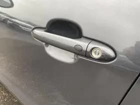 Kia Rio thumbnail 16