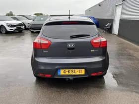 Kia Rio thumbnail 49