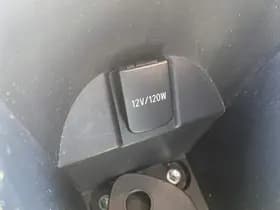 Toyota C-hr thumbnail 101