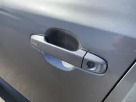 Toyota C-hr thumbnail 20