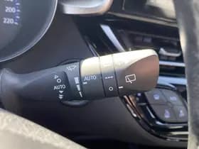 Toyota C-hr thumbnail 86