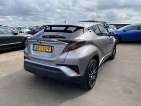 Toyota C-hr thumbnail 11