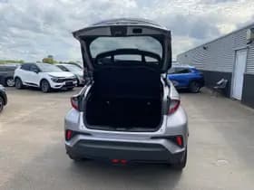 Toyota C-hr thumbnail 7