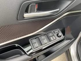 Toyota C-hr thumbnail 69