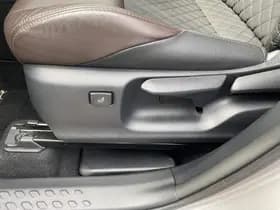 Toyota C-hr thumbnail 70