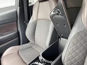 Toyota C-hr thumbnail 86