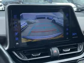 Toyota C-hr thumbnail 10