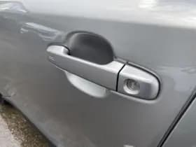 Toyota C-hr thumbnail 16