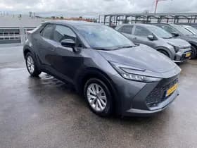 Toyota C-hr thumbnail 58