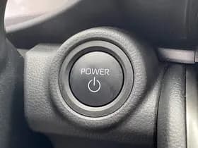 Toyota C-hr thumbnail 80