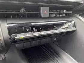 Toyota C-hr thumbnail 82