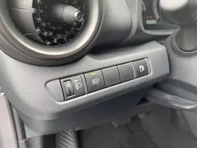 Toyota C-hr thumbnail 92