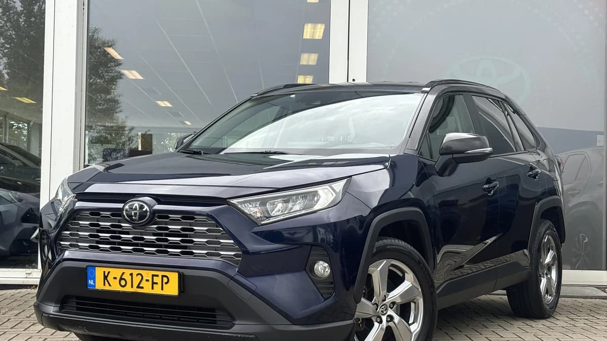 Toyota Rav4 — foto 1