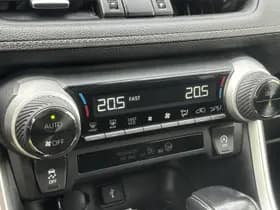 Toyota Rav4 thumbnail 4