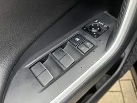 Toyota Rav4 thumbnail 64