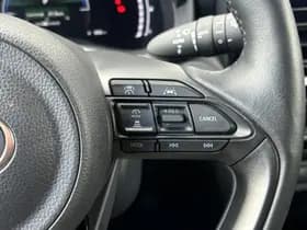 Toyota Yaris-cross thumbnail 17