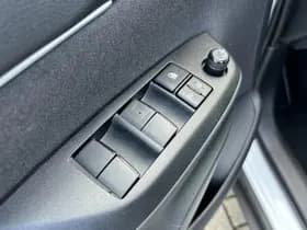 Toyota Yaris-cross thumbnail 27