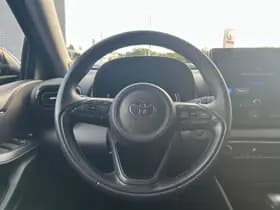 Toyota Yaris thumbnail 15