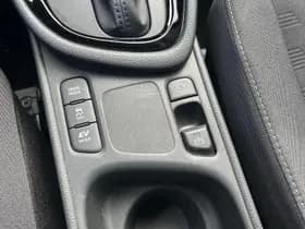 Toyota Yaris thumbnail 31