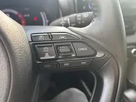 Toyota Yaris thumbnail 51