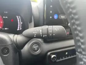 Toyota Yaris thumbnail 53