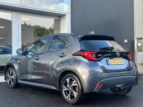 Toyota Yaris thumbnail 8