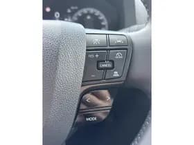 Toyota C-hr thumbnail 12