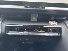 Toyota C-hr thumbnail 19