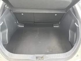 Toyota C-hr thumbnail 31