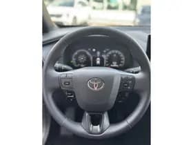 Toyota C-hr thumbnail 8