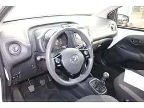 Toyota Aygo thumbnail 31