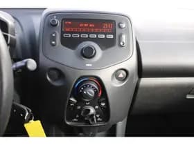 Toyota Aygo thumbnail 40