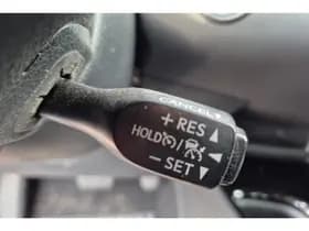 Toyota C-hr thumbnail 22