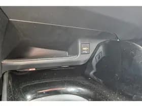 Toyota C-hr thumbnail 24