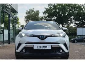 Toyota C-hr thumbnail 11