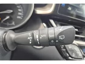 Toyota C-hr thumbnail 24