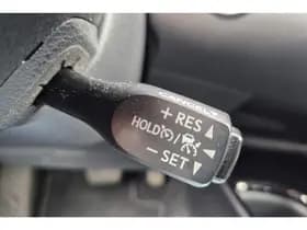 Toyota C-hr thumbnail 61