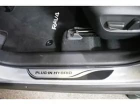 Toyota Rav4 thumbnail 25