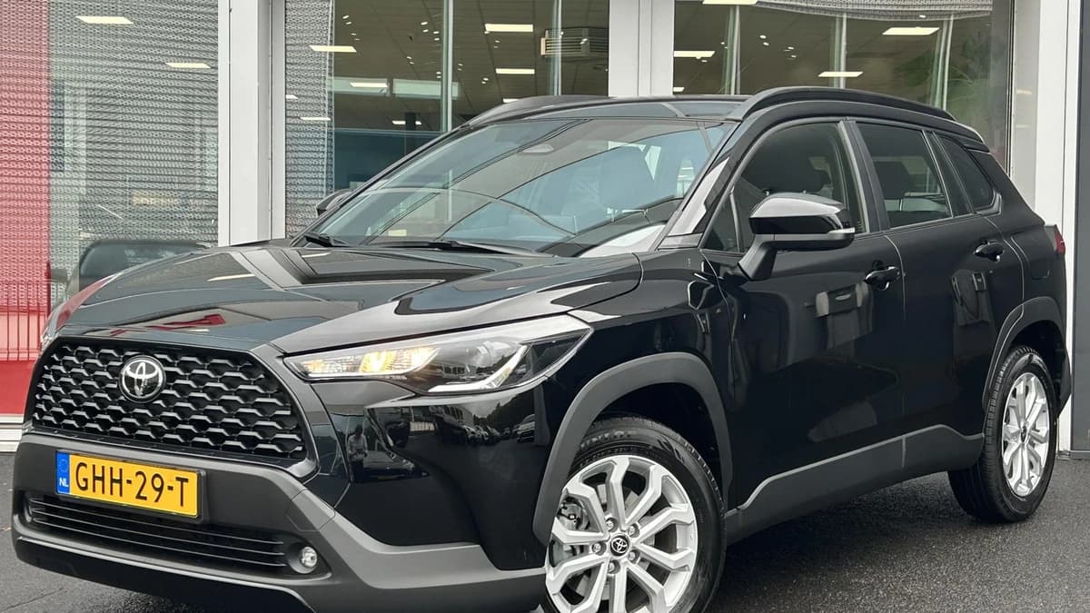 Toyota Corolla-cross — foto 1