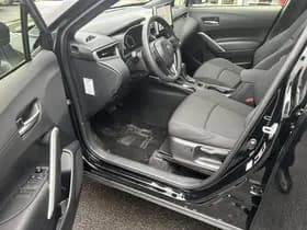 Toyota Corolla-cross thumbnail 36